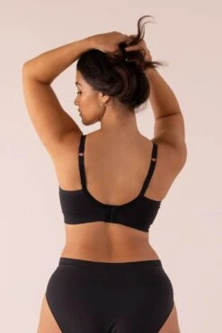 Pose Underwire Bra -Layer Outfit 29561631080538 7