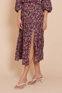 Evelyn Floral Skirt 6 Evelyn Floral Skirt -Layer Outfit 29640274051181 2