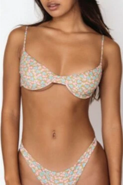 Classic Top -Layer Outfit 29644472549470 3