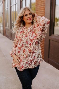 Style Statement Floral Top Curves -Layer Outfit 29668781817930 3