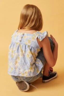 Textured Floral Button Back Ruffle Tank -Layer Outfit 30051051765857 6