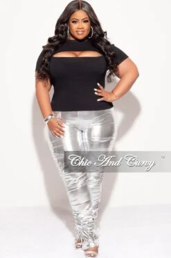 Final Sale Plus Size Top With Cutout In Black -Layer Outfit 30803975602281 6