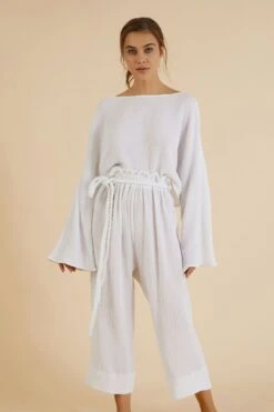 Echo Crop Top - White -Layer Outfit 30892821741635 5