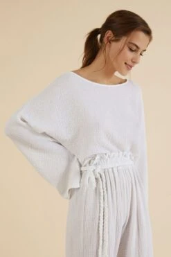 Echo Crop Top - White -Layer Outfit 30892821774403 6