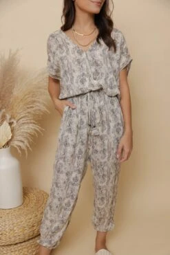 Logan Printed Jumpsuit -Layer Outfit 31164801253538 2