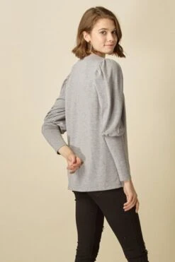 Puff Sleeve Top -Layer Outfit 31515365965989 3