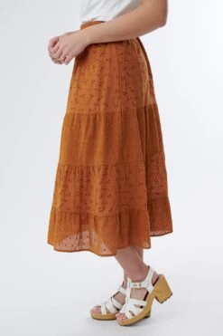 Tea Gardens Eyelet Midi Skirt 15 Tea Gardens Eyelet Midi Skirt -Layer Outfit 31553356464262 4