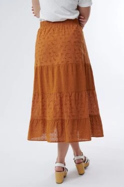 Tea Gardens Eyelet Midi Skirt 14 Tea Gardens Eyelet Midi Skirt -Layer Outfit 31553356497030 3