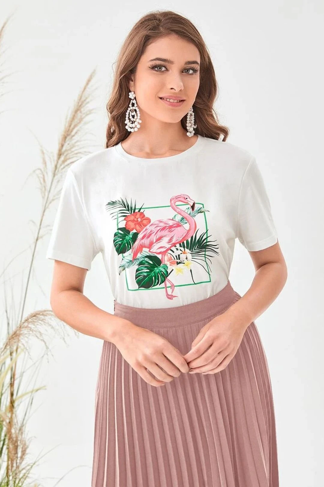 Day In Paradise Tee & Pleated Skirt Set 5 Day In Paradise Tee & Pleated Skirt Set - Image 3