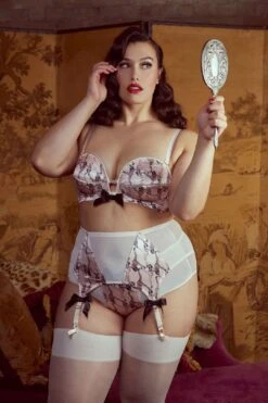 Bettie Page Showgirl Pink Overwire Bra 32-38 A-F