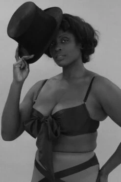 PP X KMD Yva Black Bow Front Bra 32-44 B-H 32 PP X KMD Yva Black Bow Front Bra 32-44 B-H -Layer Outfit 33060314316952 11