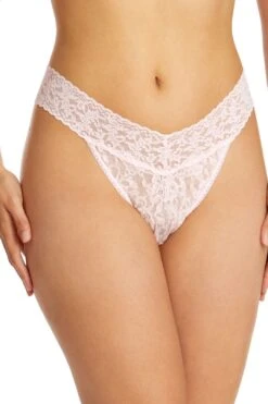 Test Bra 1A -Layer Outfit 33391639888068 2