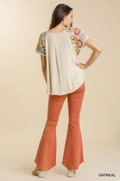 Linen Blend Round Neck Color Crochet Short Sleeve Top -Layer Outfit 33825110687906 4