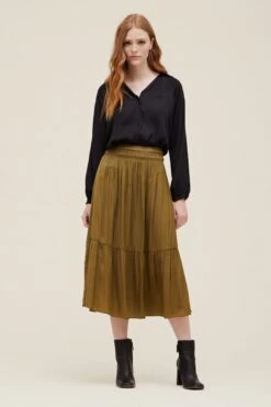 Satin Midi Skirt -Layer Outfit 33963905810485 3