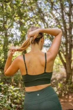 Unwind Seamless Bra -Layer Outfit 34129658839209 7