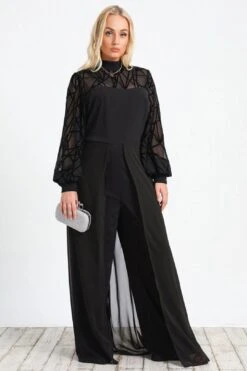 PREORDER The New Yorker Jumpsuit With Train 11 PREORDER The New Yorker Jumpsuit With Train -Layer Outfit 36240707027179 2