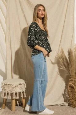 Callie Floral Top -Layer Outfit 36973267648757 3