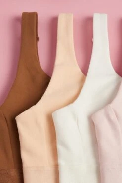 Scoop Back Bra 27 Scoop Back Bra -Layer Outfit 37250289172711 3