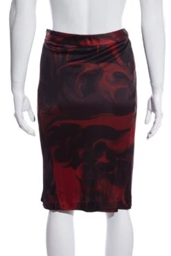 Gucci Red & Black Abstract Print Skirt SZ 38 -Layer Outfit 38340878500077 3