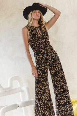 Aurora Jumpsuit - Glam -Layer Outfit 39121769365742 3