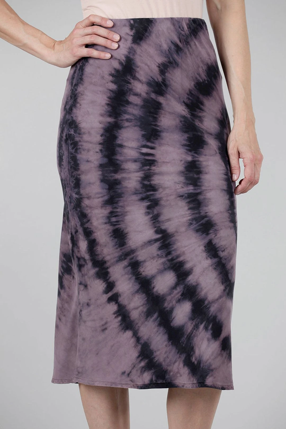 Silky Twist Dye Skirt, Iced Grape 5 Silky Twist Dye Skirt, Iced Grape - Image 3