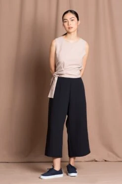 Tý Back V Wrap Top / Size XS, M - Light Green -Layer Outfit 39355302510830 8