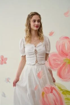 Nellie 21 | Linen Skirt With Lace -Layer Outfit 39607694065918 3
