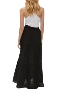 Michael Stars Sandy Skirt In Black -Layer Outfit 39694372667631 6