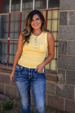 Promised Fun Tank- Pineapple