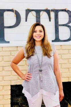 See Me Seersucker Hanky Hem Gray Top