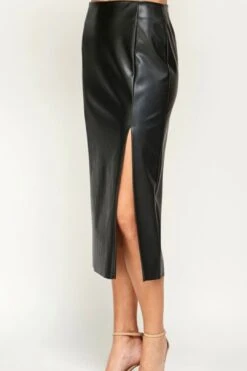Black Faux Leather Midi Skirt 10 Black Faux Leather Midi Skirt -Layer Outfit 40194327314714 4