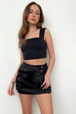 Lustrous Skirt - Black -Layer Outfit 40650417930559 2