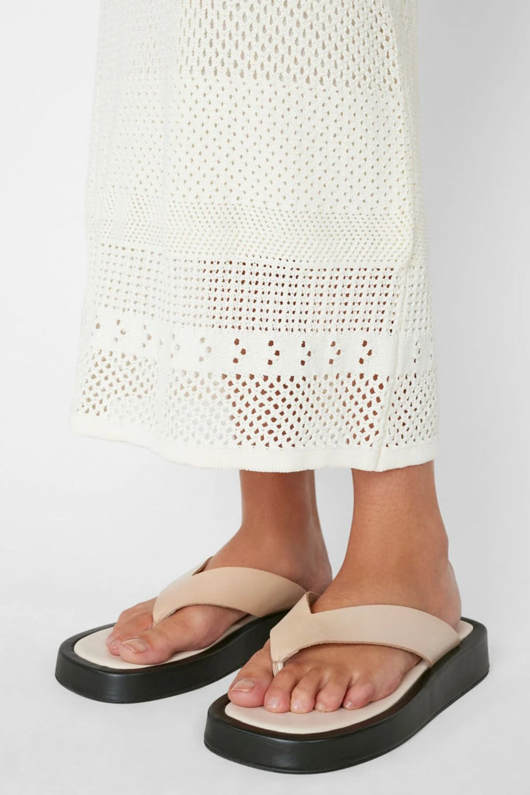 Crochet Pencil Skirt 6 Crochet Pencil Skirt - Image 4