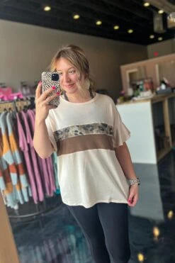 Contrast Ruffle Sleeve Top