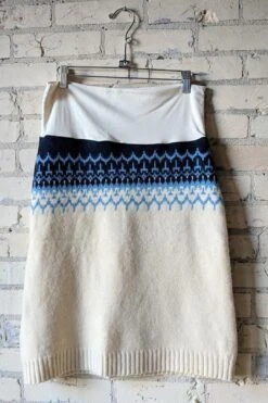M/L Chunky Wool Sweater Skirts 9 M/L Chunky Wool Sweater Skirts -Layer Outfit 5760599326766 2